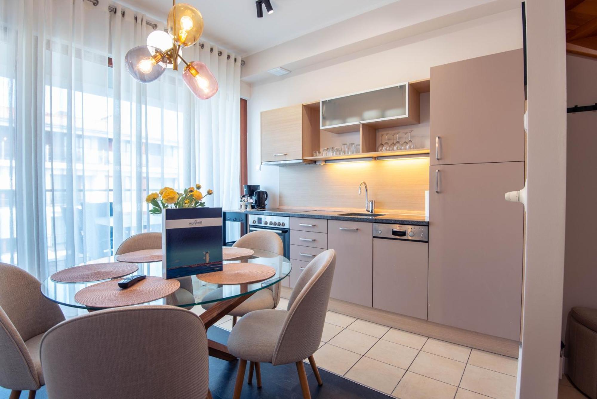 Apartament Dwupoziomowy Z Widokiem Na Morze Swinoujscie Exterior photo